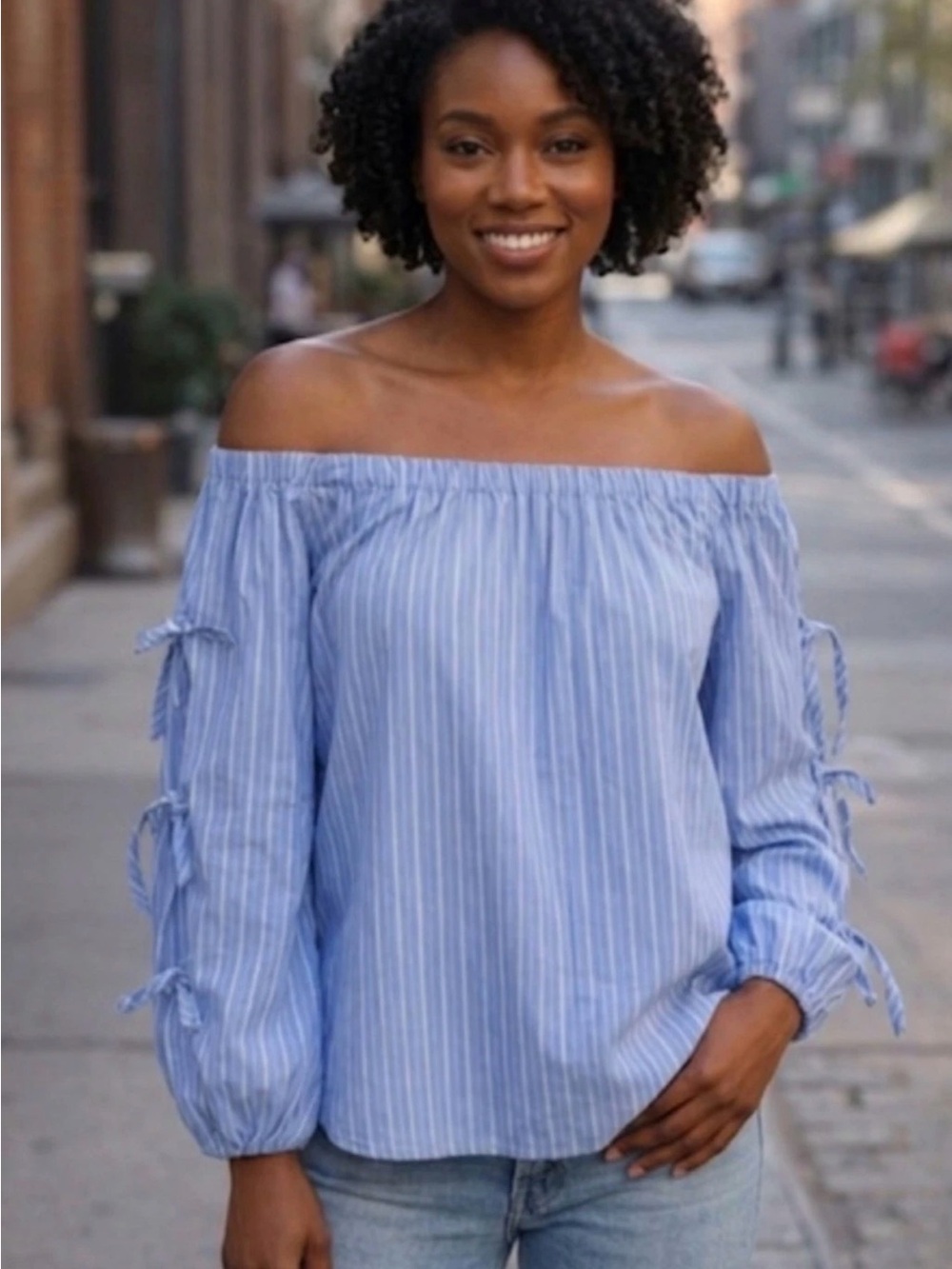 Free Assembly Striped Off-Shoulder Top Blue White Size L Balloon Sleeve NWT